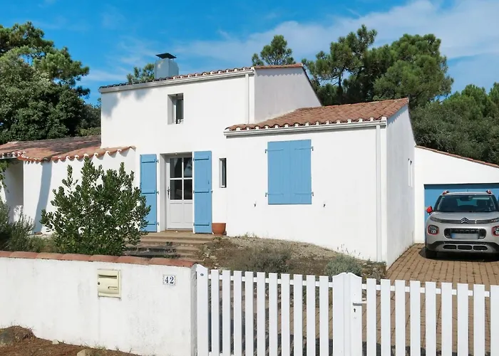 Holiday home Les Brisans By Interhome La Tranche-sur-Mer
