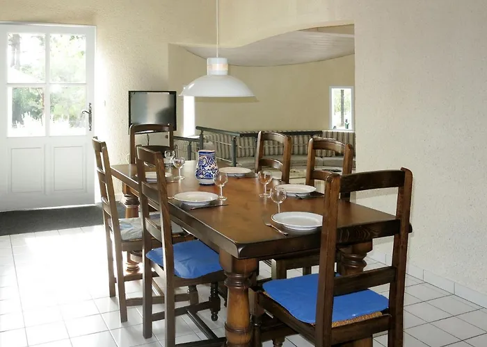 Les Brisans By Interhome