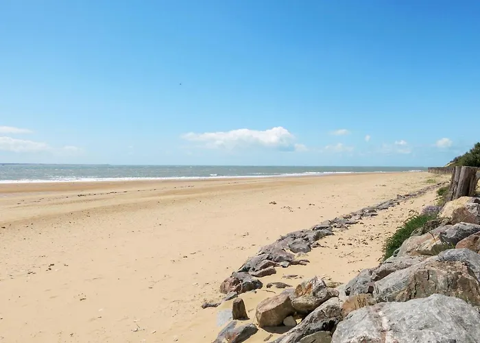 Holiday home Les Brisans By Interhome La Tranche-sur-Mer