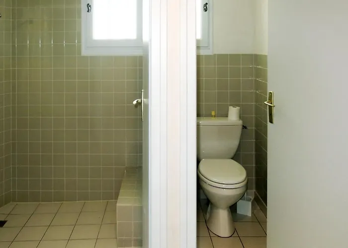 Les Brisans By Interhome Prázdninový dům